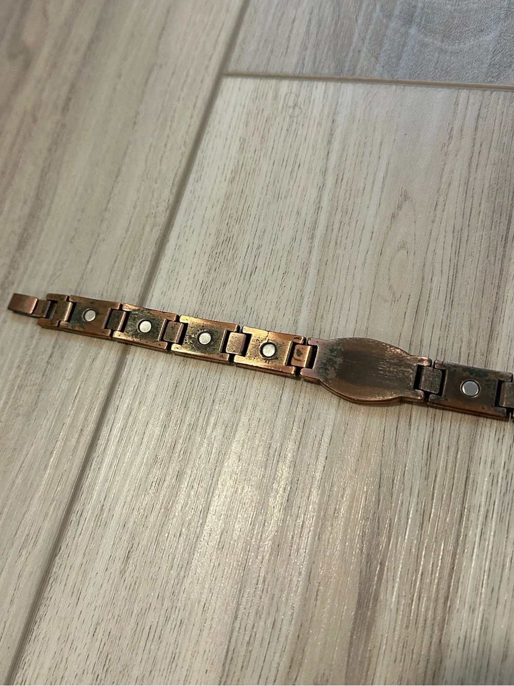 VTG Copper Religious Cross Link Bracelet (9 Inches)